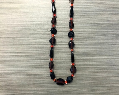 N-8240 - Glass Bead Fashion Necklace