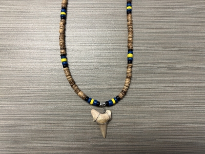 SN-4131 - Genuine Shark Tooth Necklace w/ Coconut & Heishi Beads